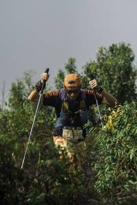 BIB: 5133
                            <button type="button" onclick="openModal(24731993)" class="btn btn-primary btn-sm float-right btn-popup" data-toggle="modal" data-target=".modal-high-quality">
                        <i class="fas fa-shopping-cart"></i> Add to Cart
                    </button>
                                            <button type="button" onclick="isThisMe(24731993, true)" class="btn btn-success btn-sm float-right btn-popup btn-isme hidden" data-toggle="tooltip" data-placement="bottom" title="นี่คือรูปของคุณใช่ไหม คลิกที่นี่เพื่อเอาเข้าอัลบั้ม">
                        <i class="fas fa-plus"></i> Add to album
                    </button>
                    <button type="button" onclick="isThisMe(24731993, false)" class="btn btn-warning btn-sm float-right btn-popup btn-isnotme hidden">
                        <i class="fas fa-ban"></i> Remove from album
                    </button>